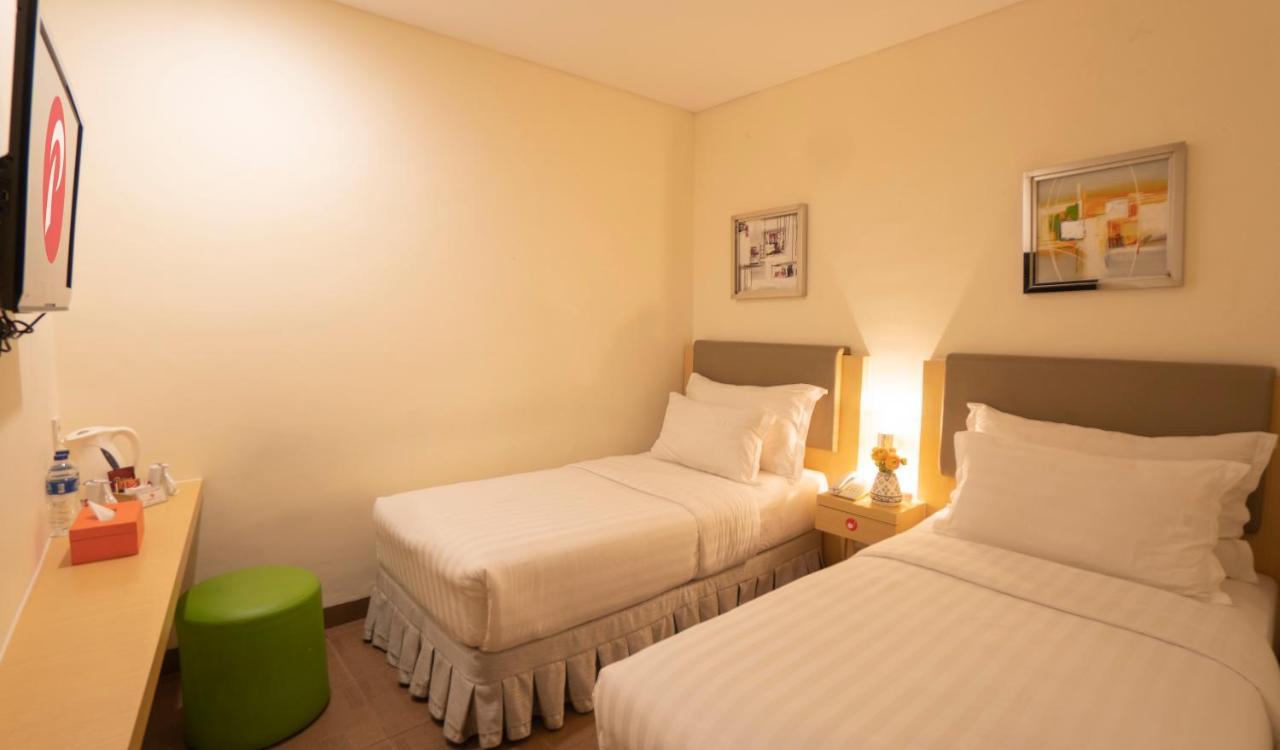 טנגרנג D'Primahotel Airport Jakarta 1 מראה חיצוני תמונה